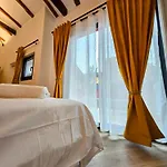 Bed & Breakfast Piazza San Martino 9