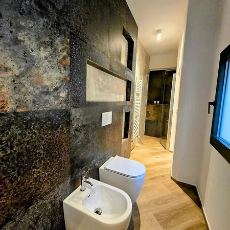 Piazza San Martino 9 לינה וארוחת בוקר בולוניה