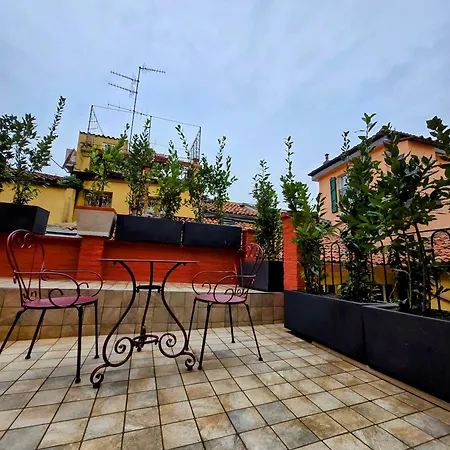 Piazza San Martino 9 לינה וארוחת בוקר